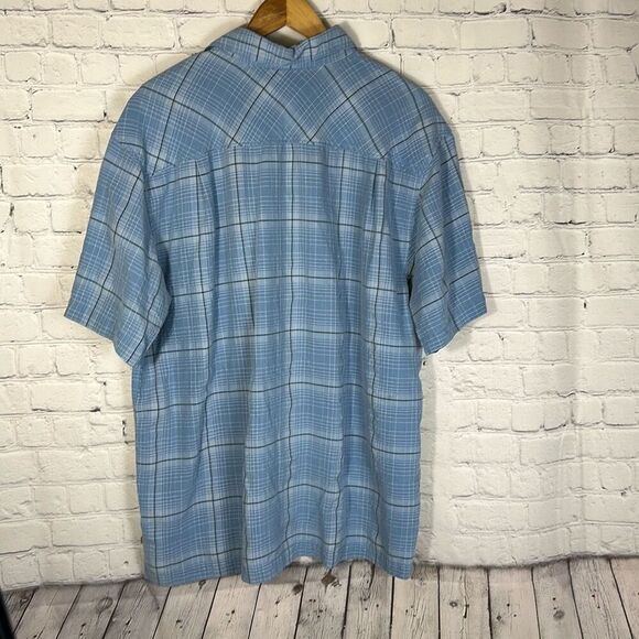 Quiksilver Waterman Collection Blue Plaid Shirt size XL Short Sleeve - Picture 6 of 11